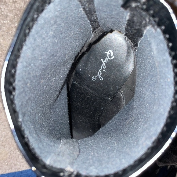 Qupid Faux Leather Heeled Boots size 6 - Picture 9 of 14